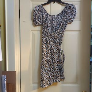 Hollister Wrap Dress - Small LONG